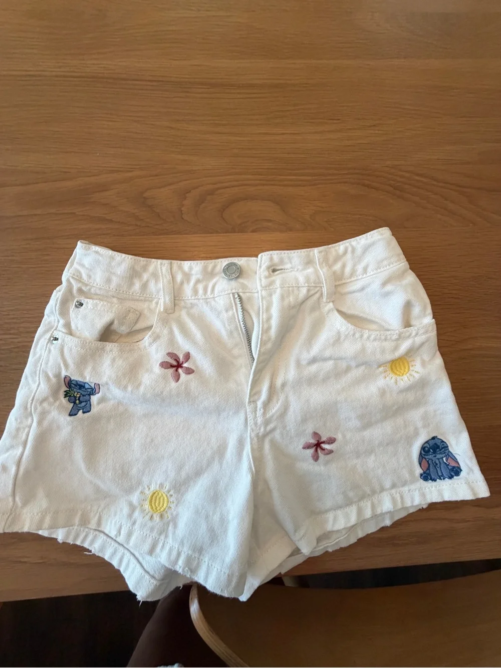 Zara White Kids Embroidered Shorts with Stitch Disney Collab
